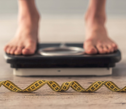 feet scale tape measure weight