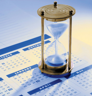 hour glass and calendar